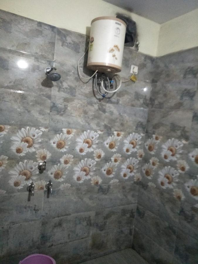 Hotel Shiv Mahima Inn By Wb Inn Prayagraj Exterior foto