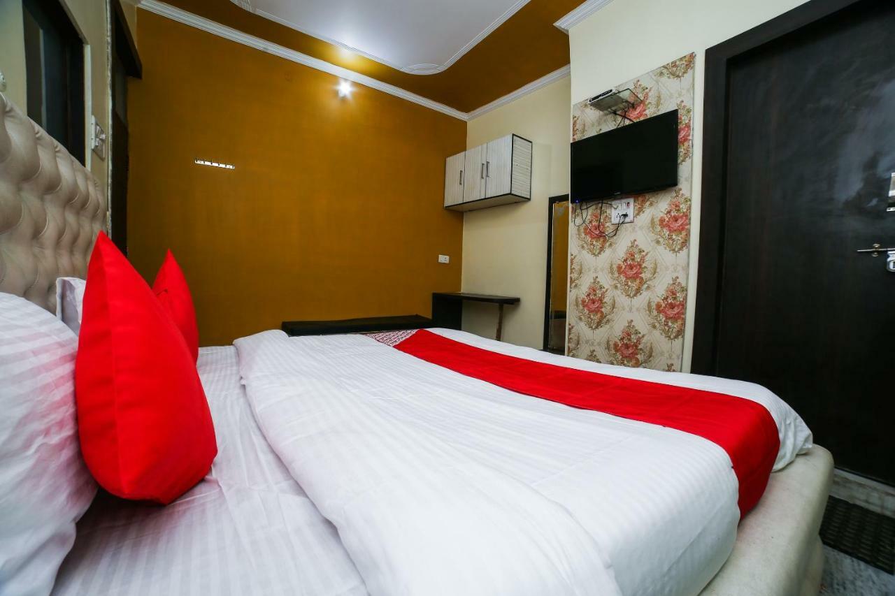 Hotel Shiv Mahima Inn By Wb Inn Prayagraj Exterior foto